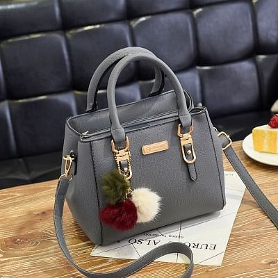 Women Hairball Ornaments Totes Solid Sequined Bag